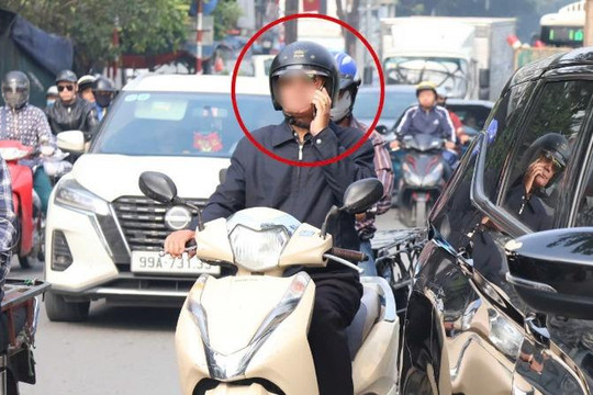 Hà Nội: Xử phạt hàng chục trường hợp che, dán biển số và sử dụng điện thoại khi điều khiển phương tiện