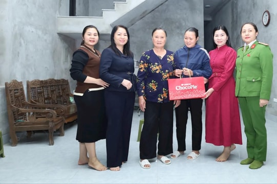 Phụ nữ Phú Nghĩa “không bỏ ai ở lại phía sau”