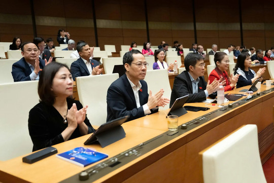 Quốc hội thông qua nghị quyết về cơ chế phát triển năng lượng giai đoạn 2026-2030