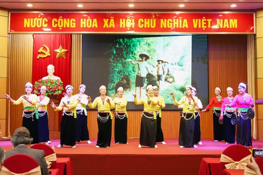 Văn hóa Mường - “nguồn lực mềm” của du lịch Suối Hai