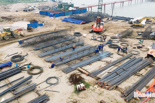 [Podcast] Hà Nội tăng tốc loạt dự án giao thông trọng điểm, siết tiến độ cuối 2025 -2026