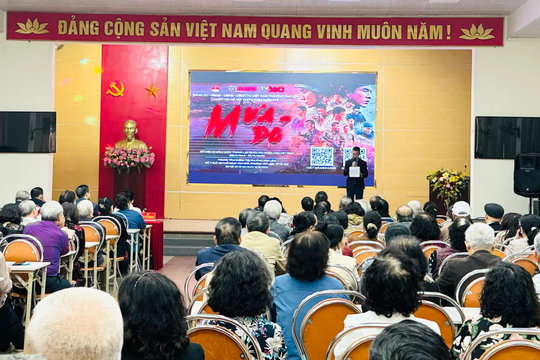 Lan tỏa tinh thần yêu nước qua chương trình chiếu phim “Mưa đỏ”