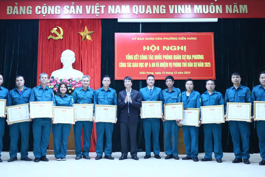 Phường Kiến Hưng đạt nhiều kết quả nổi bật trong công tác quốc phòng, quân sự địa phương năm 2025