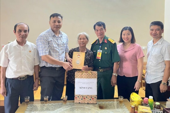 Ấm lòng với "dòng chảy nghĩa tình" ở Sơn Tây