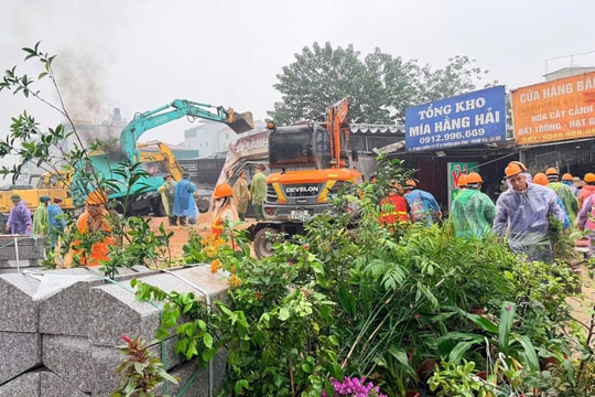Các phường Hoàng Liệt, Vĩnh Hưng, Yên Sở, Định Công đồng loạt ra quân lập lại trật tự đô thị