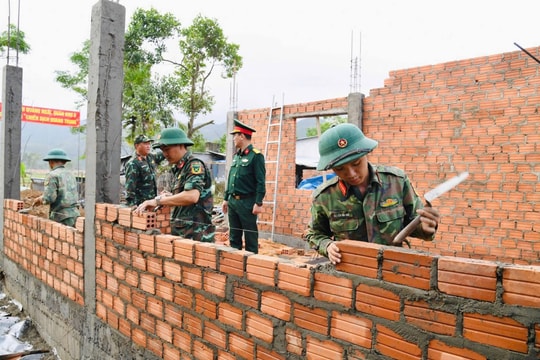 Quân khu 5 đã khởi công 97,5% số nhà xây mới cho người dân vùng lũ
