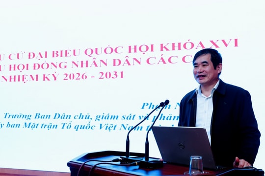 Trang bị kiến thức bầu cử cho cán bộ Mặt trận cơ sở