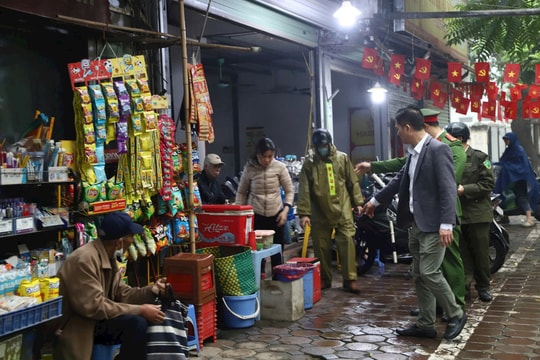 Phường Hồng Hà ứng dụng công nghệ giám sát, xử lý nhanh vi phạm về trật tự đô thị