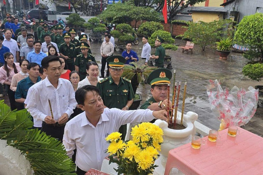 Tuổi trẻ Biên phòng Rạch Gốc tri ân, tiếp lửa truyền thống cách mạng