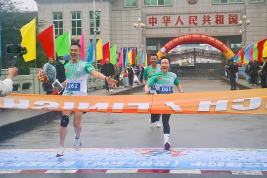 Chạy giao lưu hữu nghị Quốc tế Việt - Trung lần thứ 3
