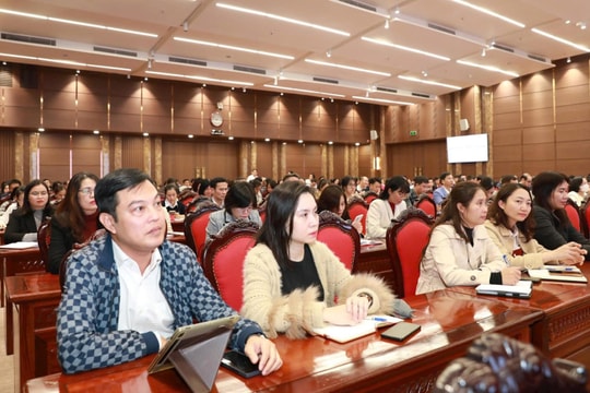 Hà Nội: Tập huấn công tác cải cách hành chính, lập và nộp hồ sơ lưu trữ cho hơn 3.500 cán bộ