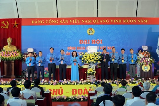 Kỷ niệm 34 năm thành lập Công đoàn Petrovietnam (16/12/1991-16/12/2025) Công đoàn Petrovietnam: 34 năm giữ lửa truyền thống, điểm tựa của người lao động