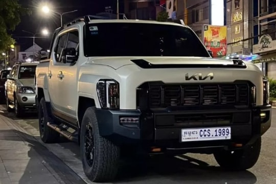 Kia Tasman bản X-Pro off-road bất ngờ lăn bánh tại Việt Nam