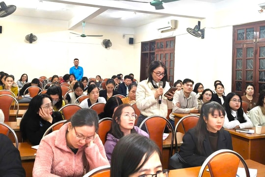 Công đoàn xã Thanh Trì, Ngọc Hồi tập huấn nghiệp vụ công tác công đoàn