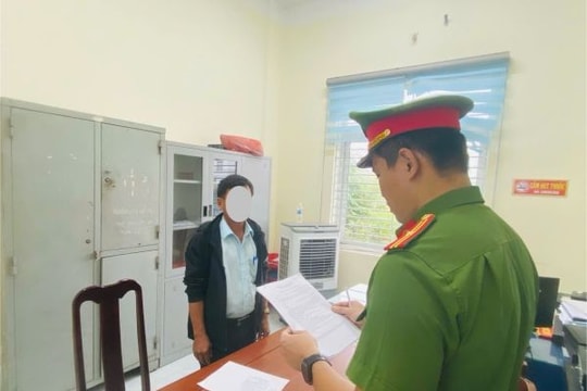 Bắt gã hàng xóm ném gạch khiến một cháu bé thương tật 36%