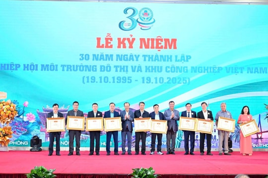 Kỷ niệm 30 năm thành lập Hiệp hội Môi trường đô thị và Khu công nghiệp Việt Nam