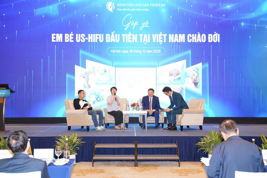 Em bé đầu tiên ra đời nhờ sự hỗ trợ của công nghệ US-HIFU