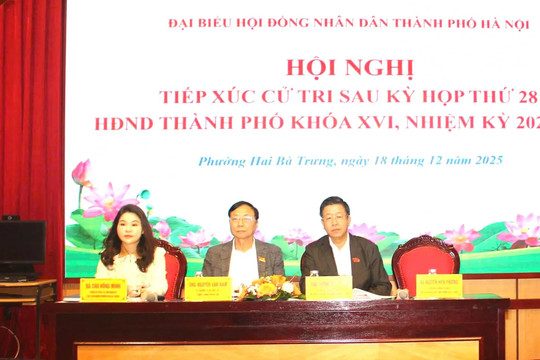 Cử tri mong tiếp tục triển khai giải pháp mạnh để quản lý giao thông đô thị, xử lý ô nhiễm môi trường
