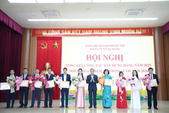 Xã Hạ Bằng đẩy mạnh chuyển đổi số, ứng dụng khoa học - công nghệ trong công tác xây dựng Đảng