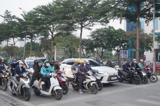 Sinh viên Thủ đô hướng tới văn hóa giao thông văn minh