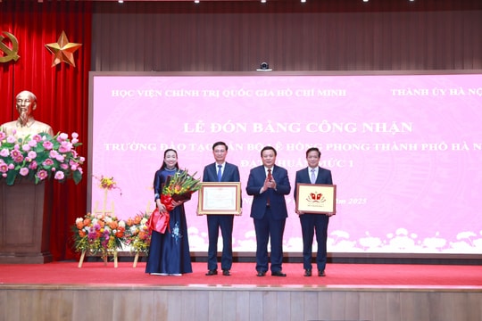 Trường Đào tạo cán bộ Lê Hồng Phong thành phố Hà Nội được công nhận đạt chuẩn mức 1