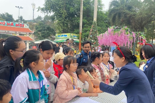 Vườn thú Hà Nội lan tỏa thông điệp bảo tồn qua chuỗi hoạt động đón Noel và Tết Dương lịch