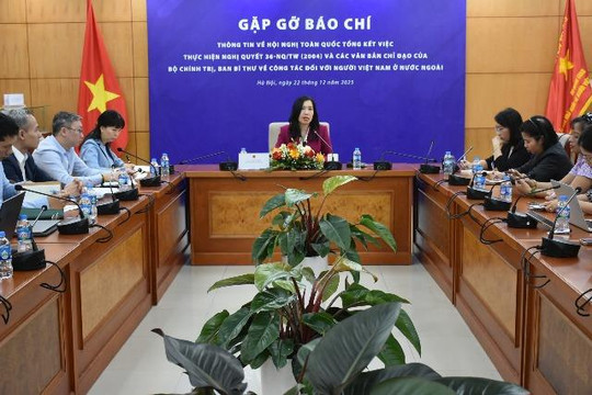 Hội nghị toàn quốc tổng kết Nghị quyết 36: Hơn 20 năm gắn kết người Việt Nam ở nước ngoài với sự phát triển đất nước