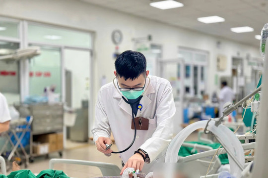 BHYT bổ sung: giảm tỷ lệ chi tiền túi cho người bệnh