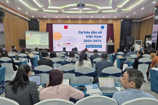 Việt Nam dự kiến đạt đỉnh dân số năm 2059, cơ cấu "vàng" sắp khép lại