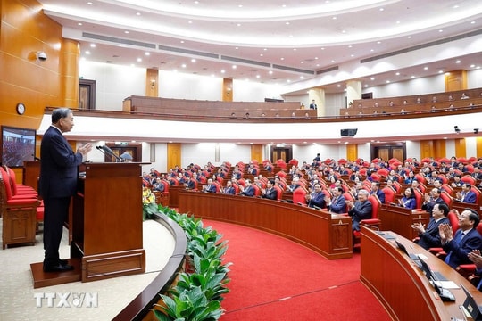 Thông báo Hội nghị lần thứ 15 Ban Chấp hành Trung ương Đảng khóa XIII
