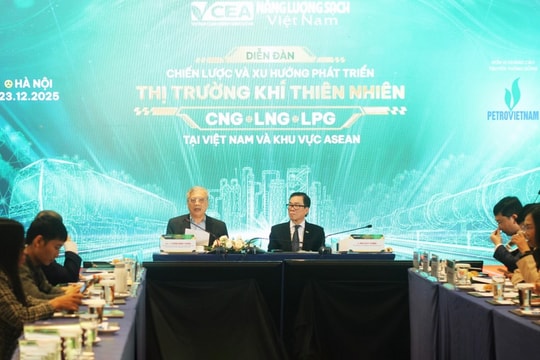 Khí thiên nhiên nổi lên như “nhiên liệu bản lề” trong chiến lược năng lượng xanh