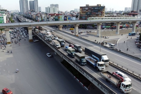Hà Nội Thí điểm hạn chế phương tiện vào Vành đai 3 trên cao giờ cao điểm