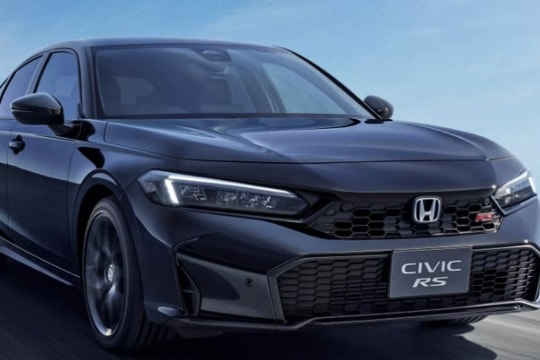 Honda hé lộ Civic e:HEV RS hybrid với trải nghiệm sang số giả lập
