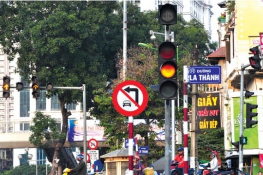 Vượt đèn vàng: Hành vi vi phạm và mức phạt cần biết