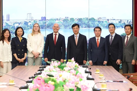 Hà Nội sẵn sàng tạo điều kiện thuận lợi nhất để doanh nghiệp Hà Lan đến đầu tư và phát triển