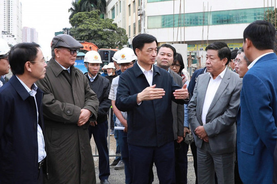Bí thư Thành uỷ Hà Nội kiểm tra công tác giải phóng mặt bằng một số dự án trọng điểm