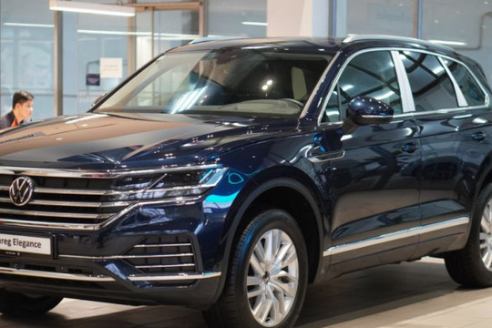 Volkswagen Touareg được ưu đãi 330 triệu, giá xe chỉ còn 2,369 tỷ đồng