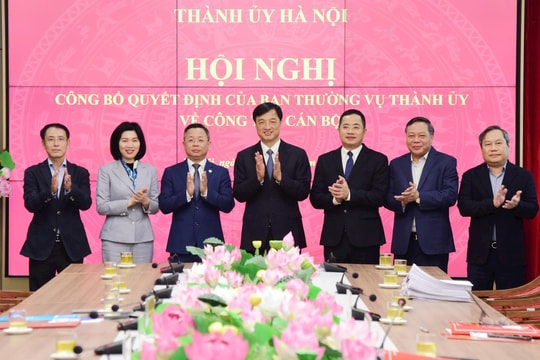 Thiếu tướng Nguyễn Thành Long giữ chức Chánh Văn phòng Thành ủy Hà Nội