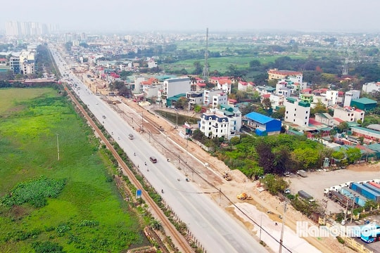 Di chuyển đường dây đi nổi trong phạm vi dự án nâng cấp quốc lộ 1A