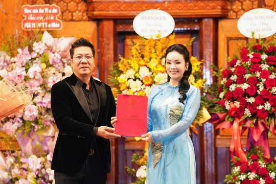 Tân Nhàn được bổ nhiệm chức danh Phó Giáo sư ngành nghệ thuật