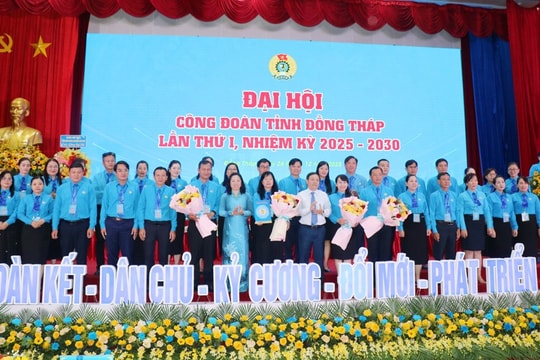 Bà Huỳnh Thị Tuyết vui giữ chức Chủ tịch Liên đoàn Lao động tỉnh Đồng Tháp