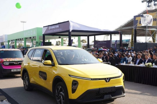 VinFast giới thiệu hệ sinh thái giao thông xanh tại Vietnam Mobility Show 2025