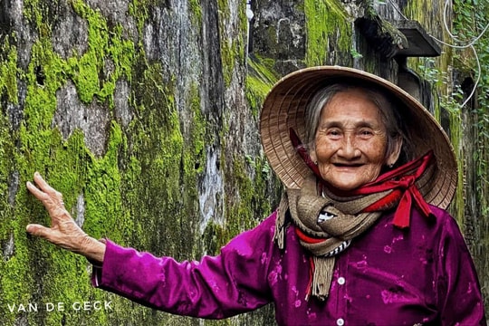 Nụ cười của ngoại