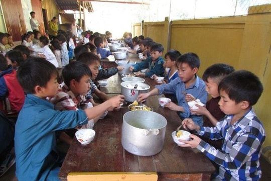 Chính sách hỗ trợ bữa ăn trưa cho học sinh tiểu học, THCS ở các xã biên giới