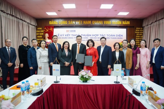 Bệnh viện Thanh Nhàn tăng cường hợp tác, chuyển đổi số y tế