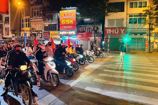 Xây dựng văn hóa giao thông an toàn, văn minh: Camera AI là chưa đủ...