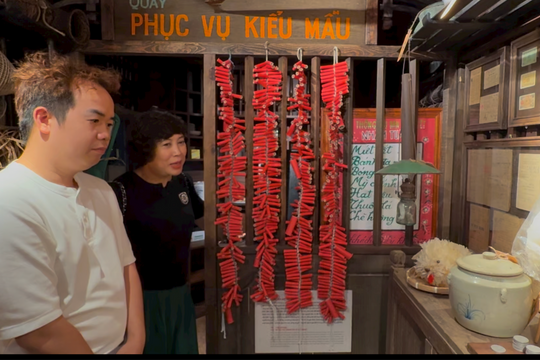 “Hà Nội - Chạm miền ký ức”: Dấu ấn văn hóa giữa lòng phố thị