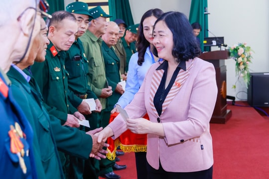 Gần 30.000 suất quà gửi tới người nghèo, người có hoàn cảnh khó khăn nhân dịp Tết Nguyên đán Bính Ngọ năm 2026
