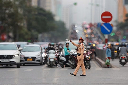 Hà Nội phân luồng giao thông dịp Tết Dương lịch 2026