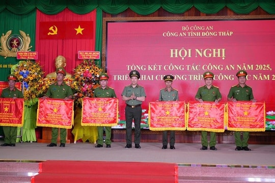 “Lá chắn thép” giữ vững bình yên cho người dân ở Đất Sen hồng